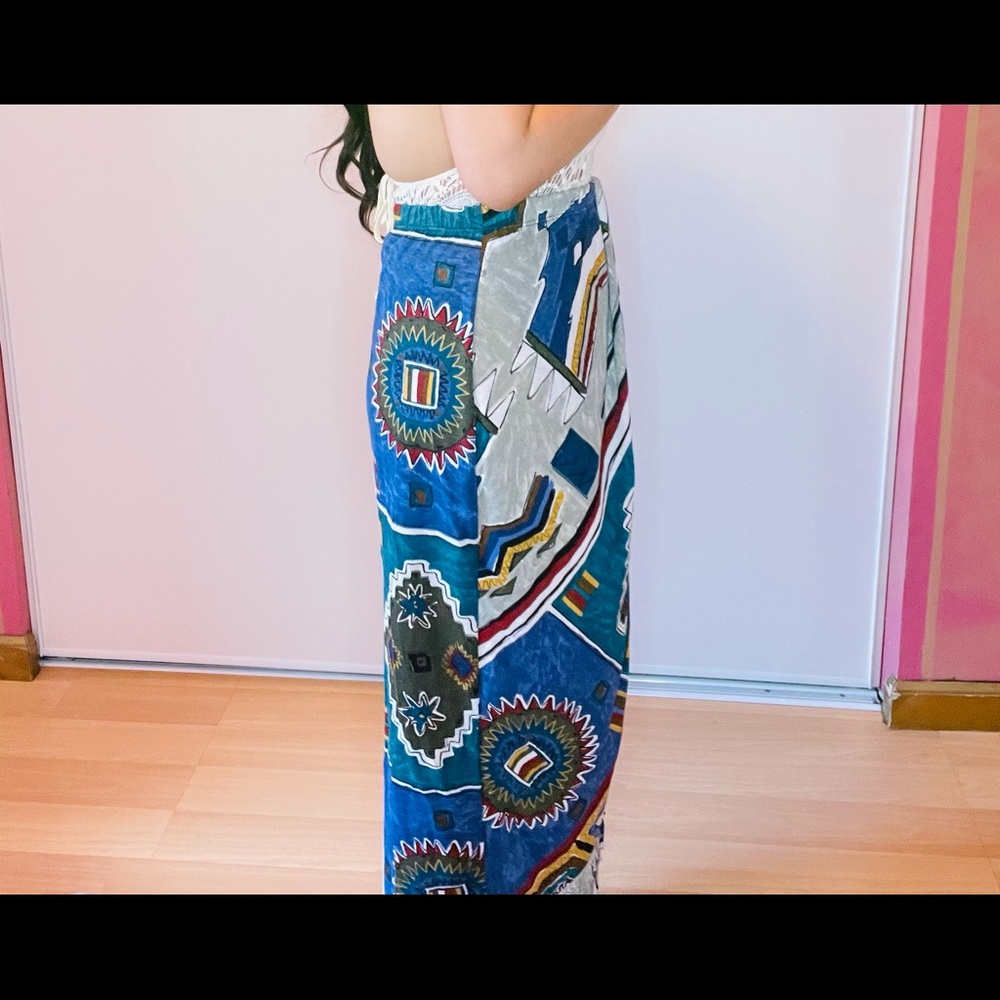 Colorful Geometric Patterned Skirt - Picture 10 of 16